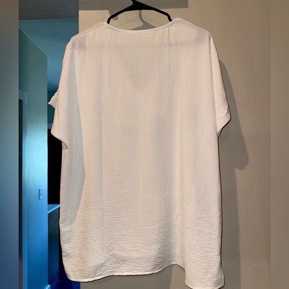 NWOT Top - Picture 2 of 3